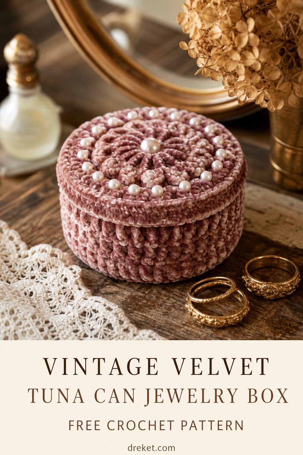 Vintage Velvet Tuna Can Jewelry Box Free Crochet Pattern